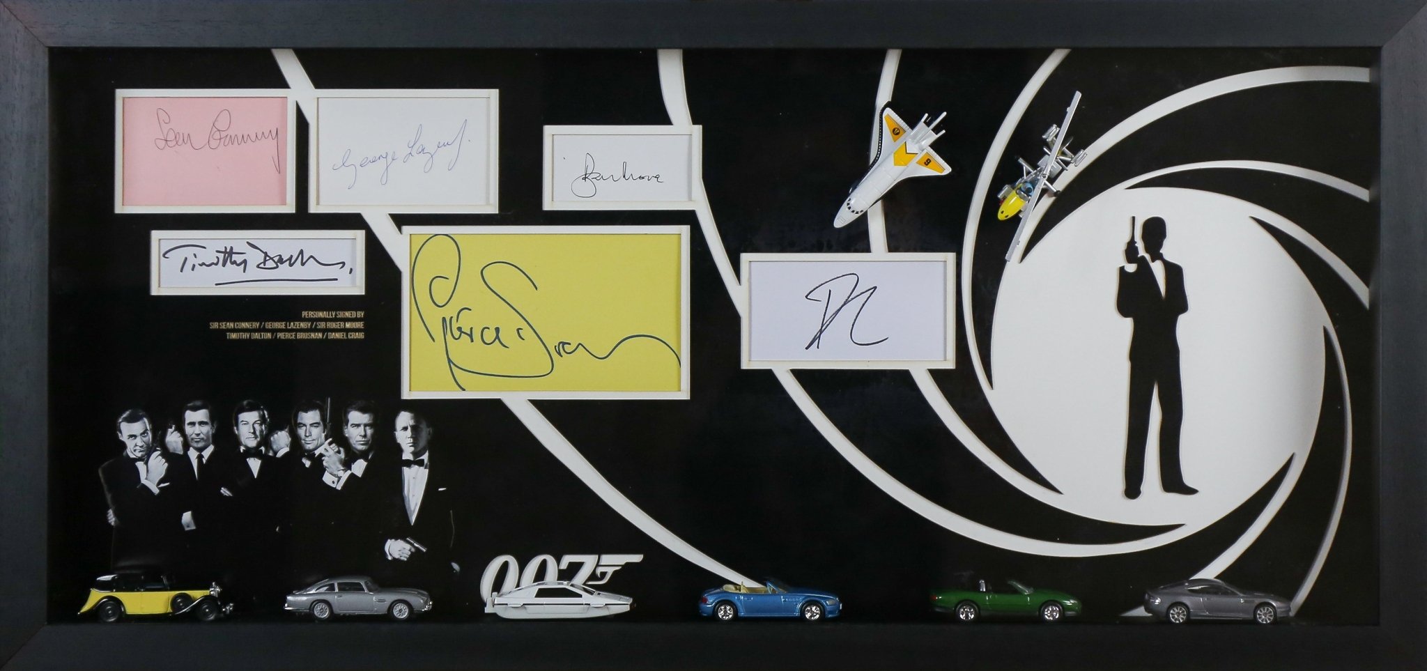 007 Signed Whitecard Framed Display With Cars - Memorabilia Framers Shop